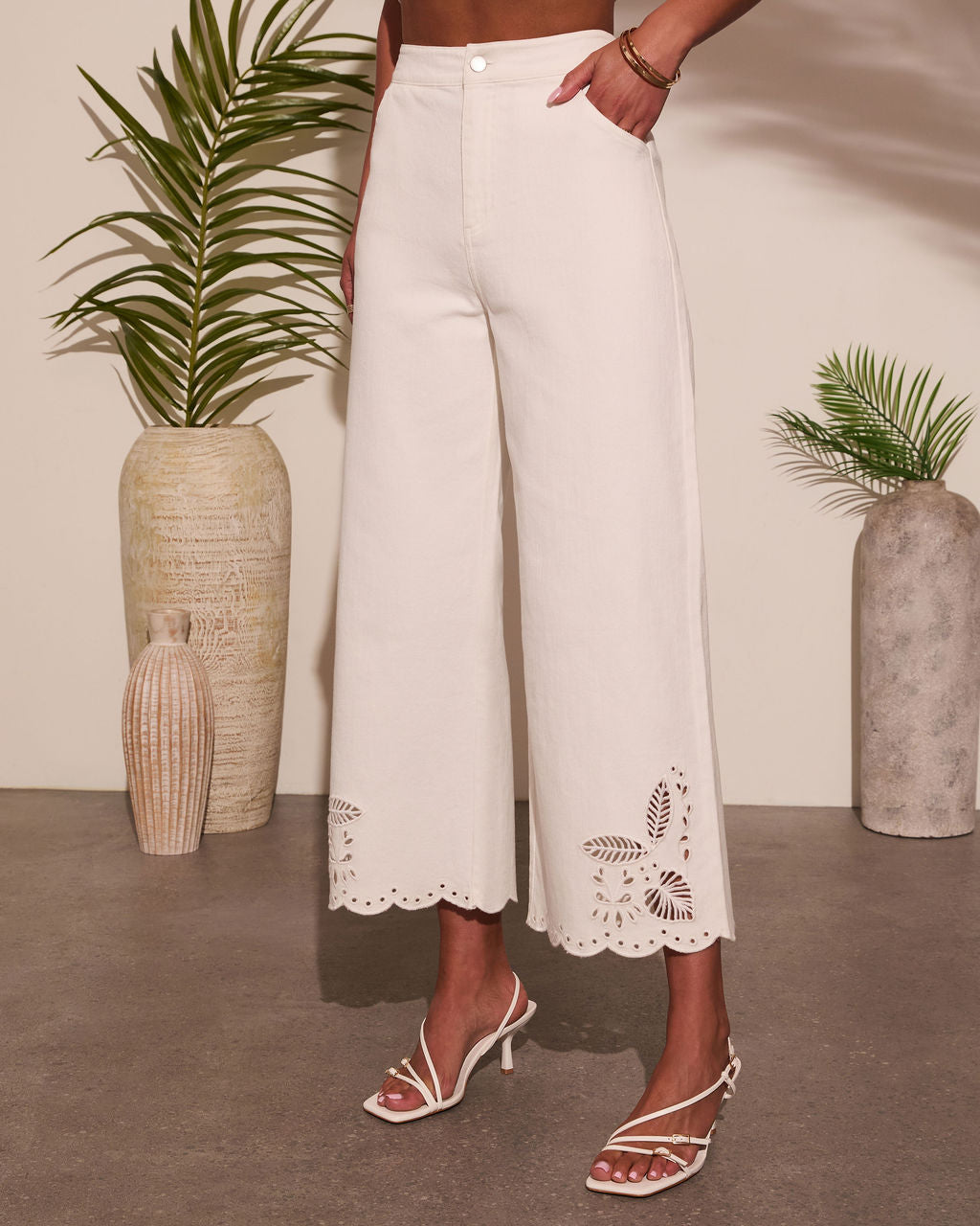 Breezy Ritual Eyelet Scallop Jeans-Vogue Logic