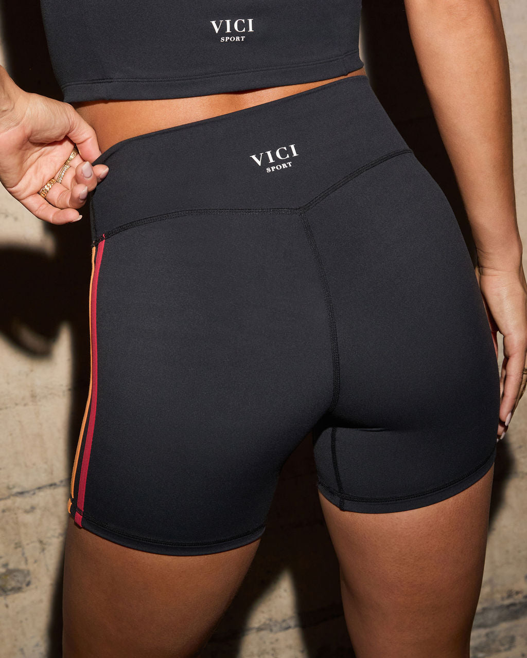 No Limits Contrast Trim High Rise Biker Shorts-Vogue Logic