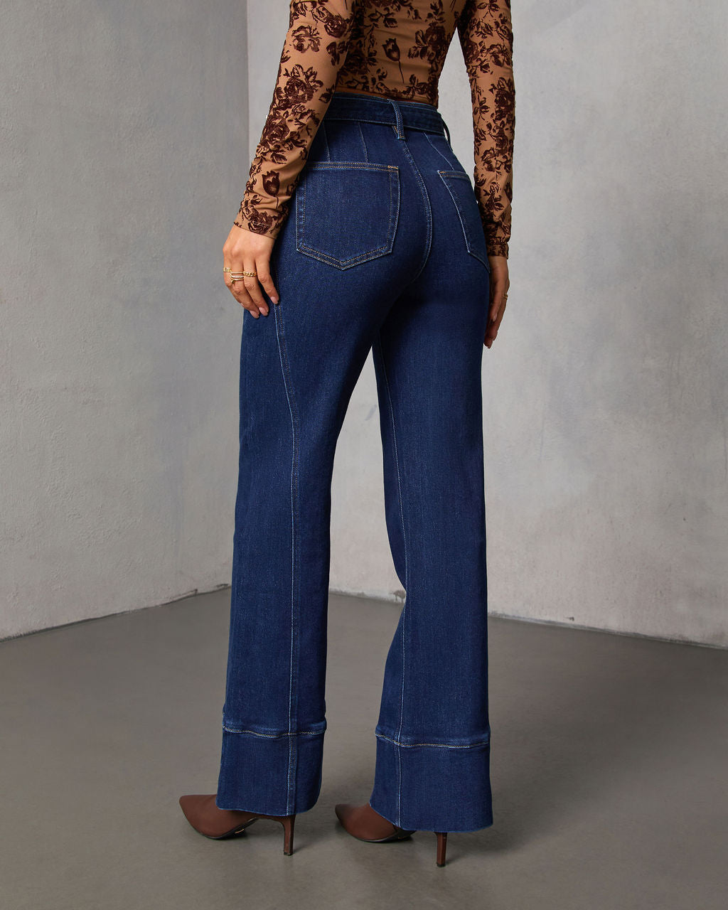 Harloe 90s Vintage Stretch Flare Jeans-Vogue Logic