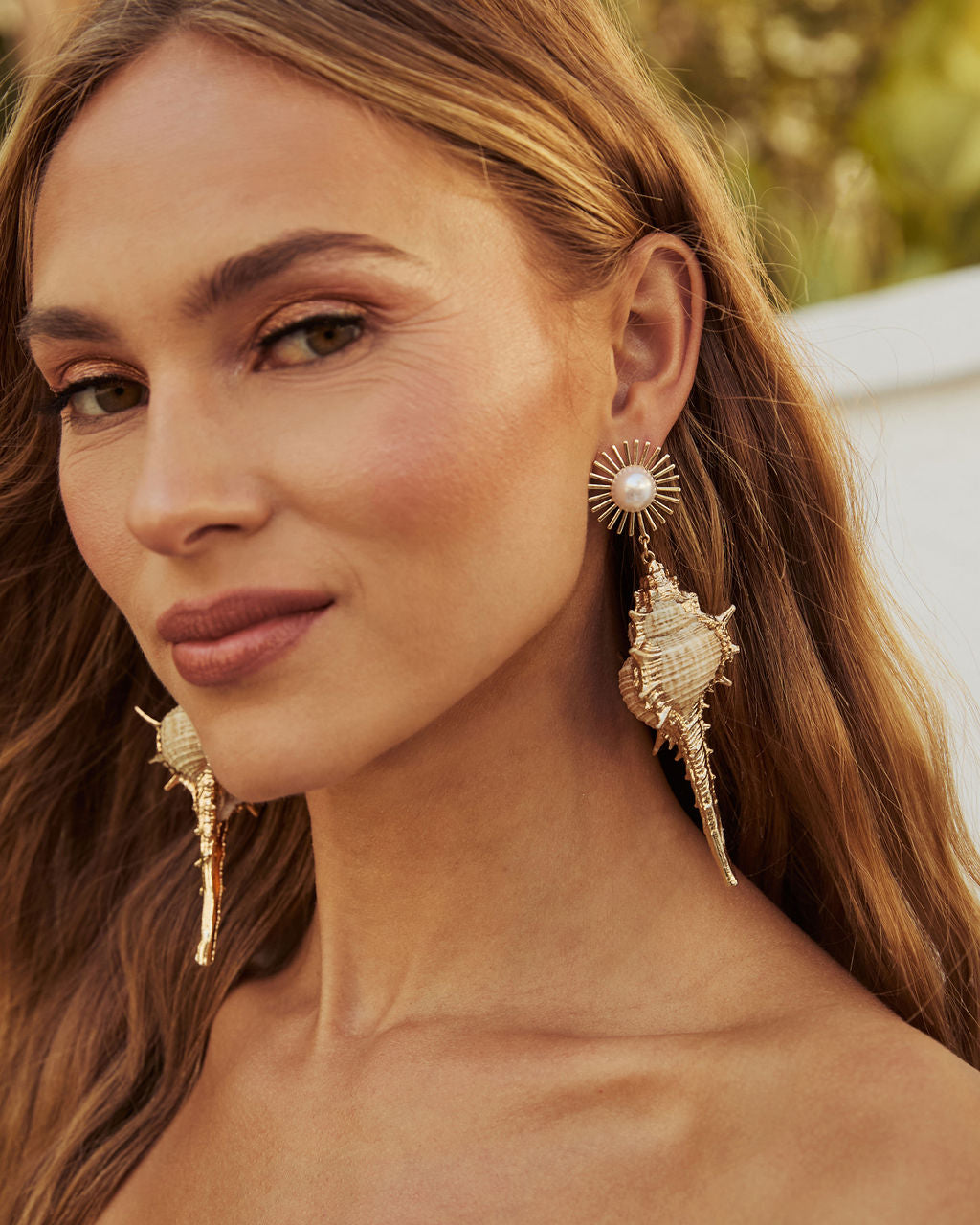 Lost At Sea Shell Drop Earrings-Vogue Logic