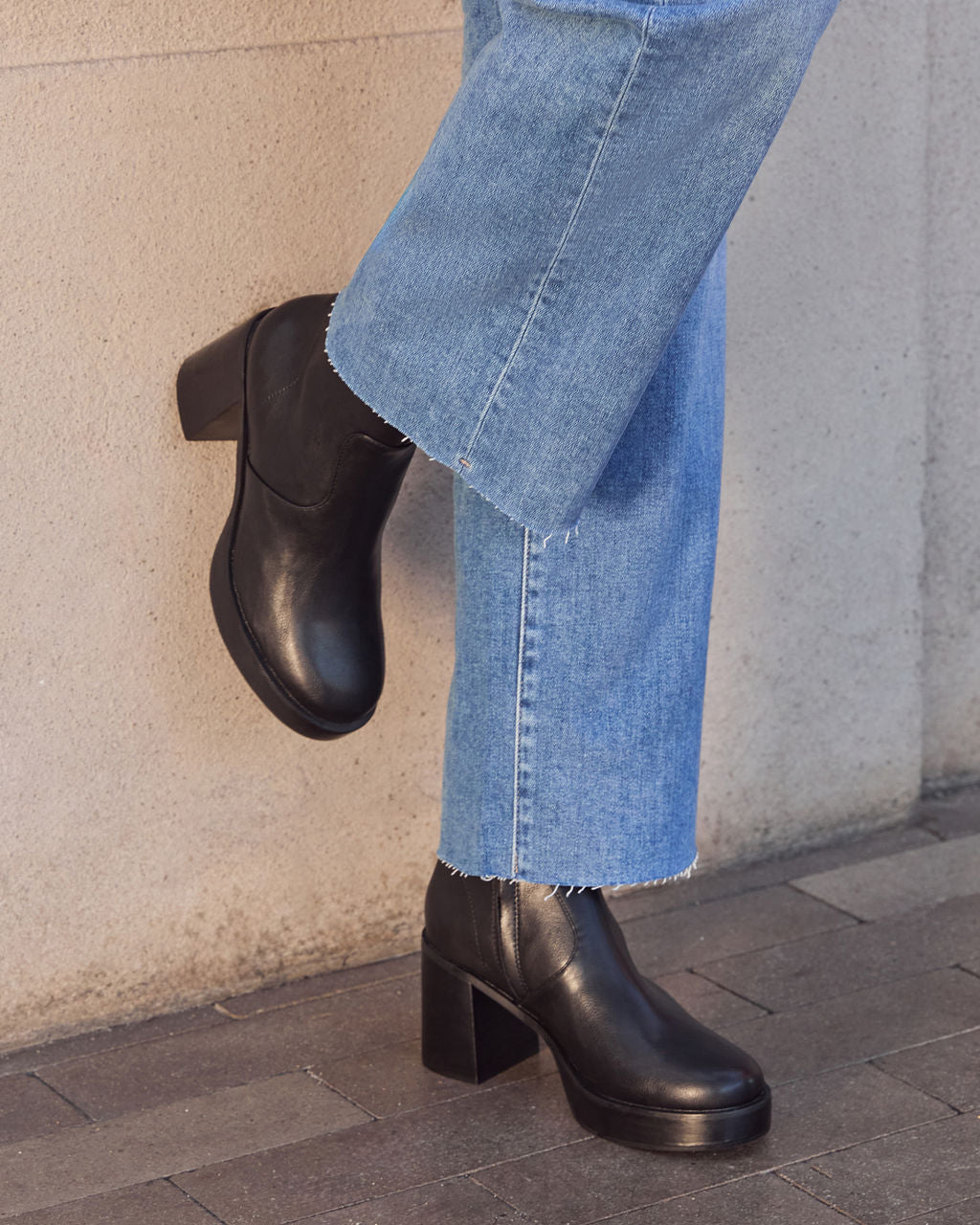 Roem Leather Platform Ankle Booties-Vogue Logic