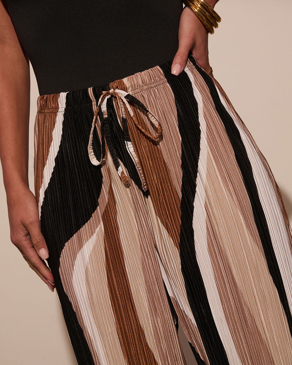 Milley Plisse Abstract Pants-Vogue Logic