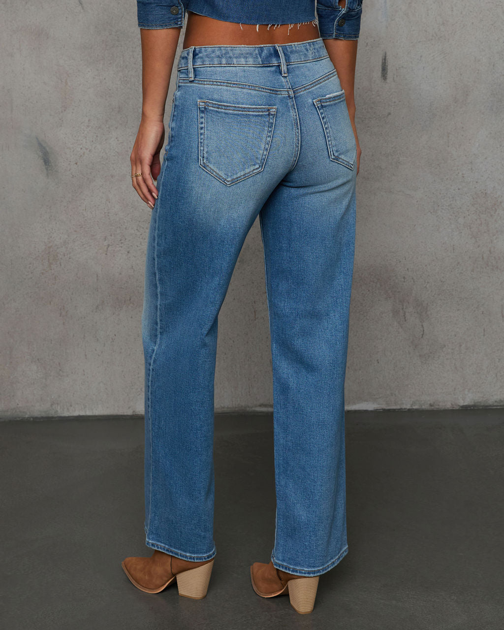 Tisla Super Stretch Straight Leg Relaxed Jeans-Vogue Logic