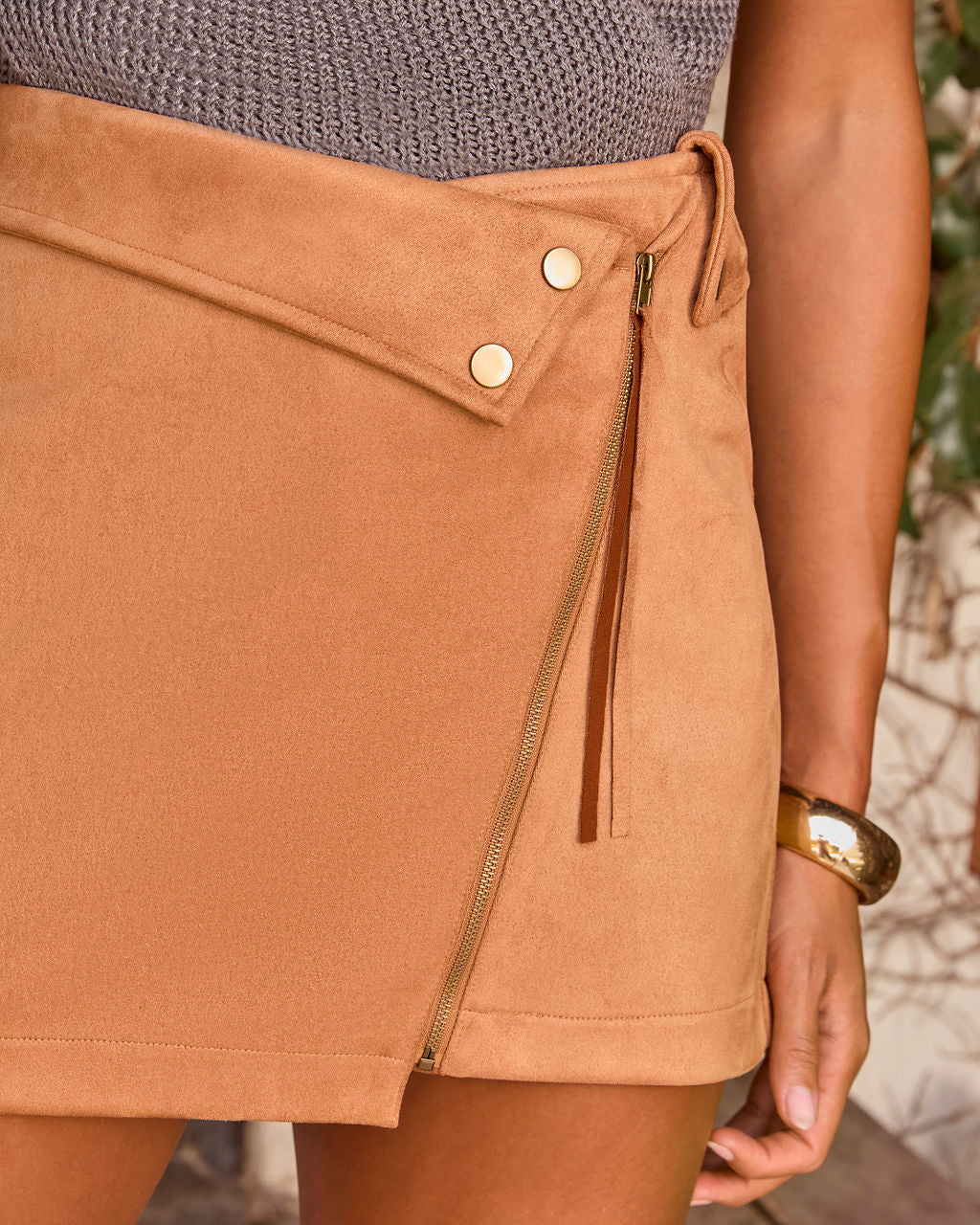 Larnie Faux Suede Mini Skirt-Vogue Logic