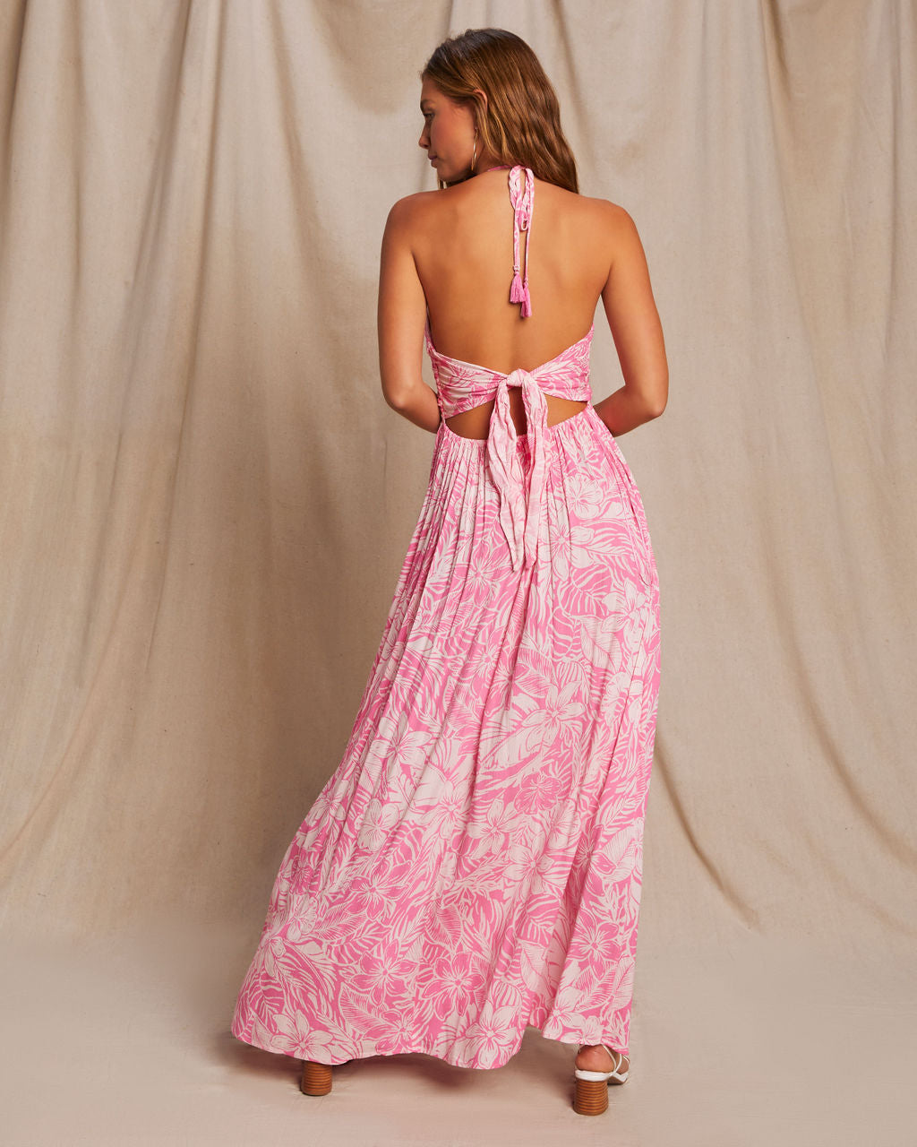 Honolulu Halter Tropical Print Maxi Dress-Vogue Logic
