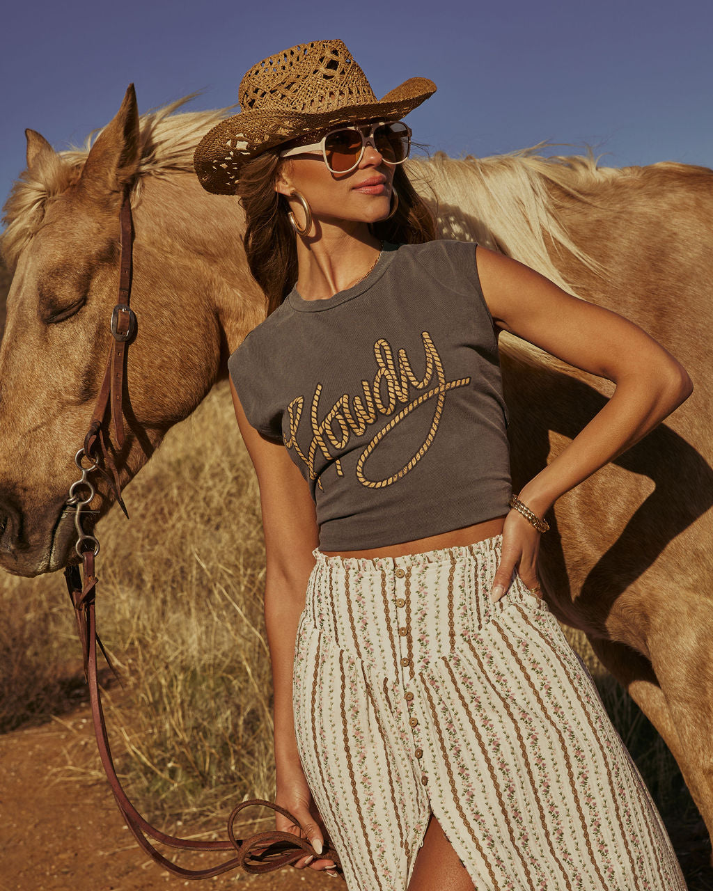 Howdy Graphic Muscle Tee-Vogue Logic