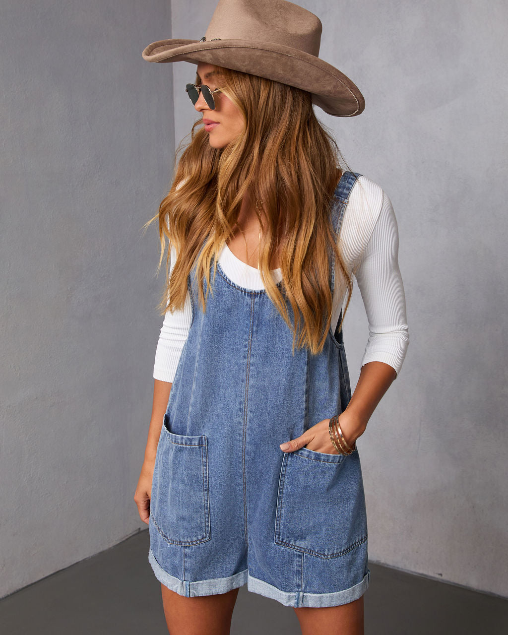 Radlie Cuffed Pocketed Shorttall-Vogue Logic