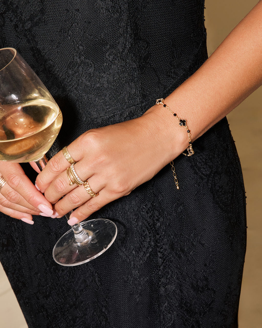 Arine Dainty Clover Bracelet-Vogue Logic