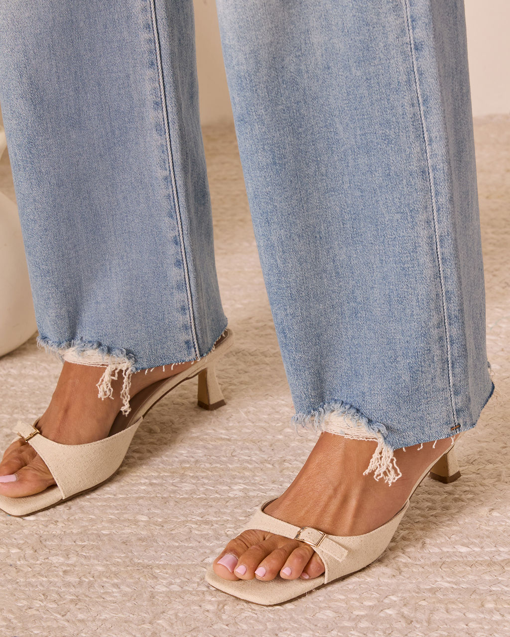 Lohan Super Stretch High Rise Distressed Relaxed Denim-Vogue Logic