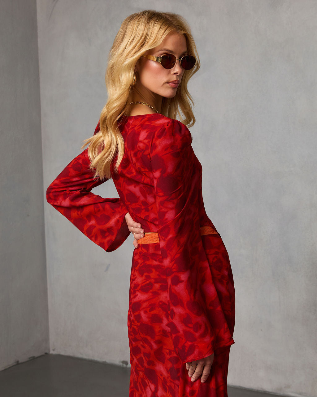 Astrella Abstract Flyaway Top-Vogue Logic