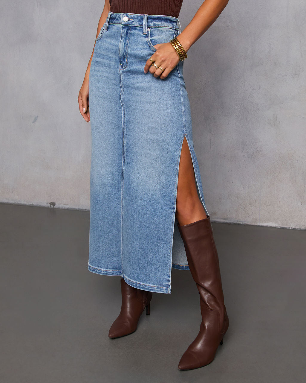 Chic Side Slit Denim Midi Skirt-Vogue Logic