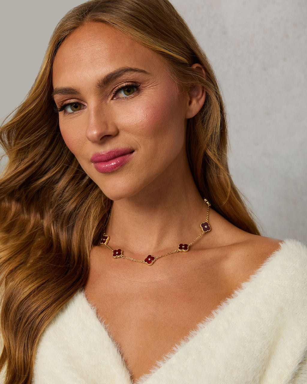 Madeline Clover Charm Necklace-Vogue Logic