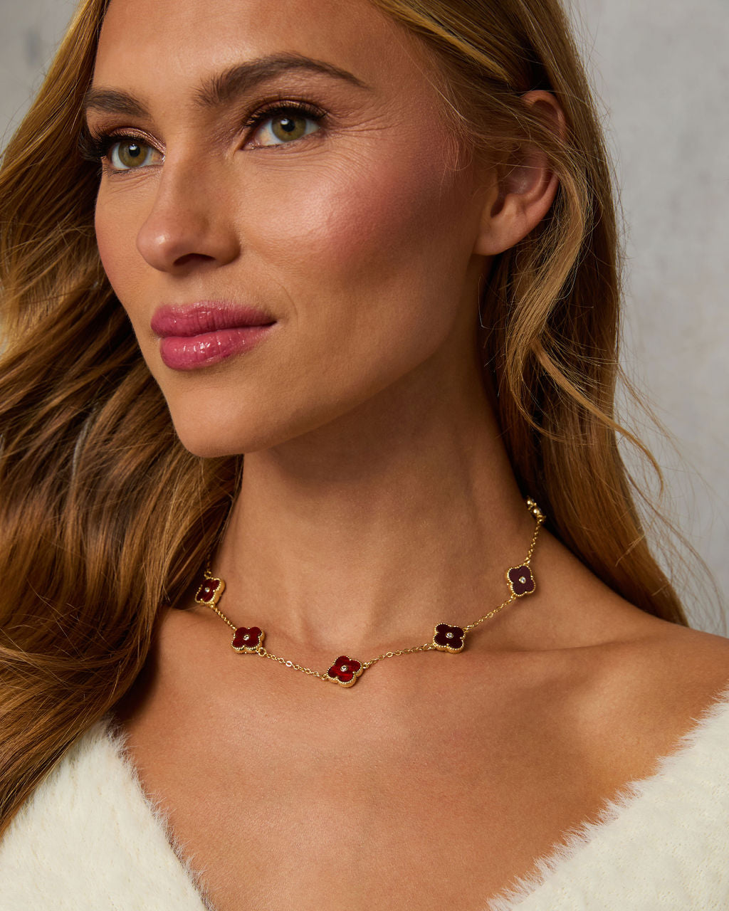 Madeline Clover Charm Necklace-Vogue Logic