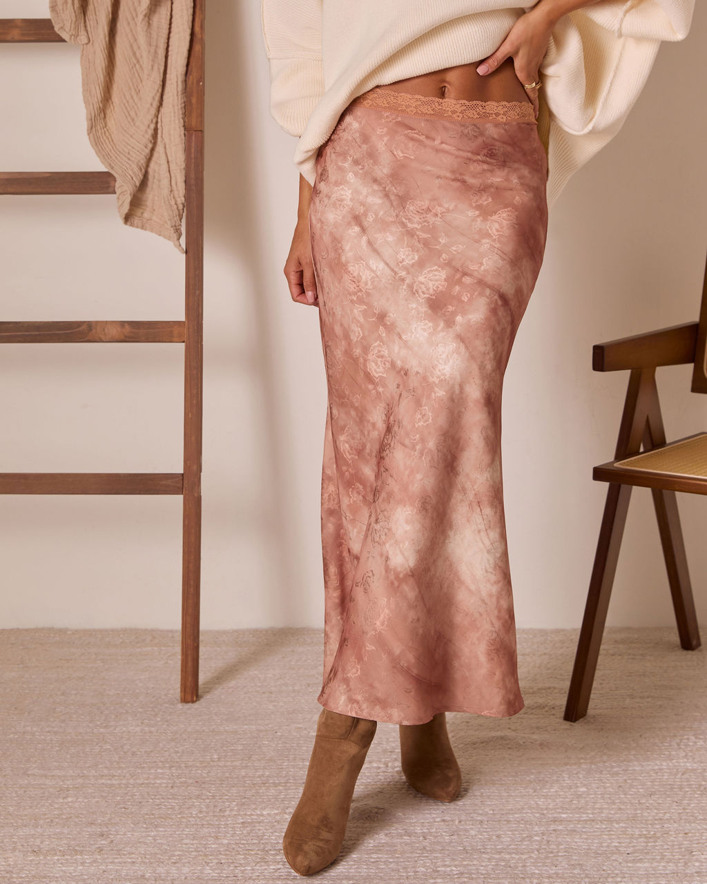 Rogue Bloom Satin Jacquard Printed Maxi Skirt-Vogue Logic