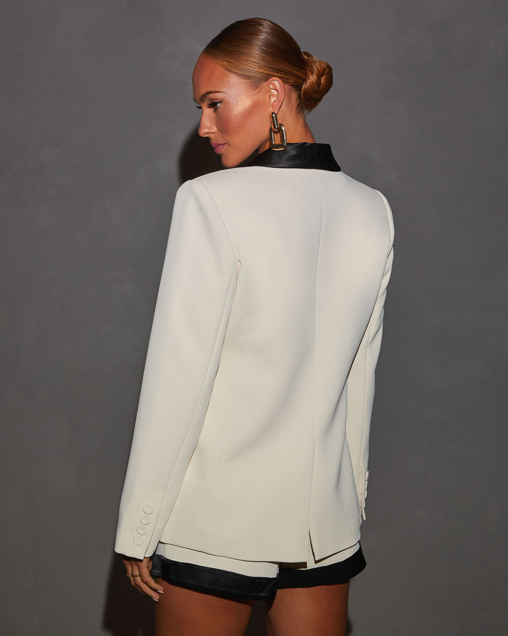 Collette Crepe Colorblock Blazer-Vogue Logic