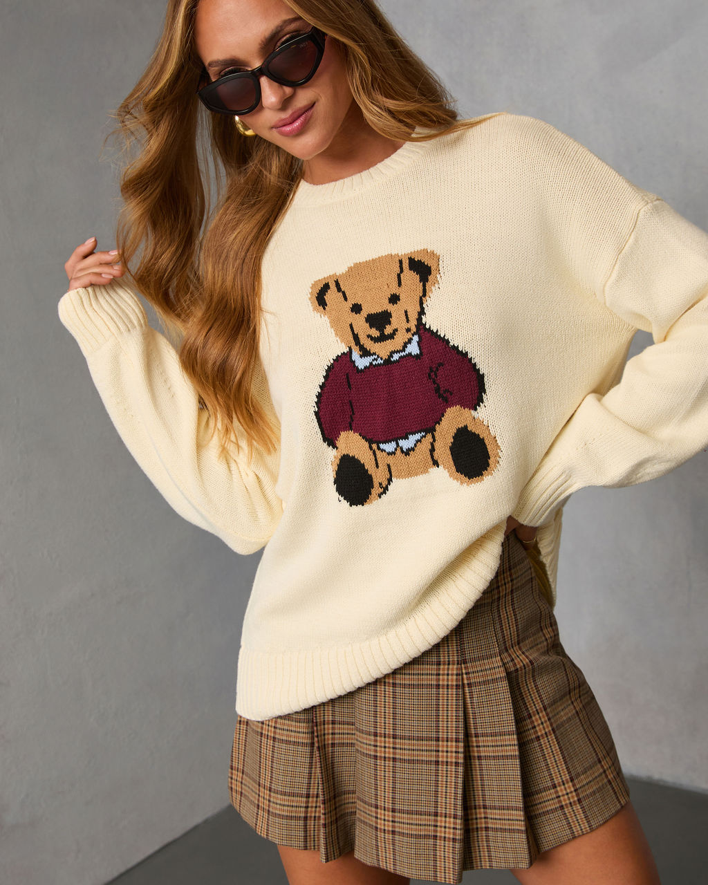 Autumn Ivy Teddy Bear Graphic Sweater-Vogue Logic