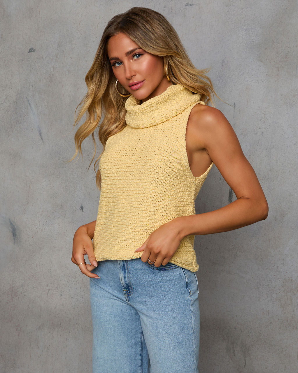 Karlah Sleeveless Turtleneck Top-Vogue Logic