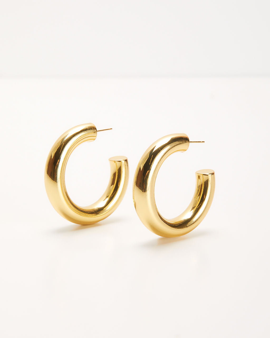 Lipa Chunky Hoop Earrings-Vogue Logic