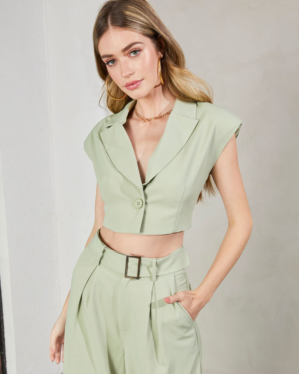 Katarina Sleeveless Cropped Blazer Top-Vogue Logic