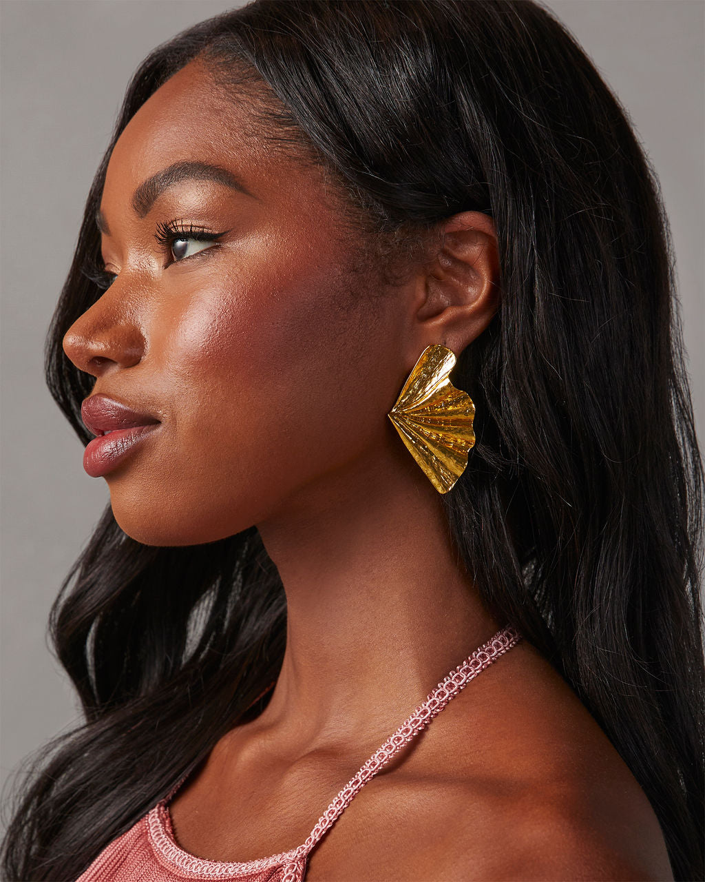 Opulence Leaf Earrings-Vogue Logic