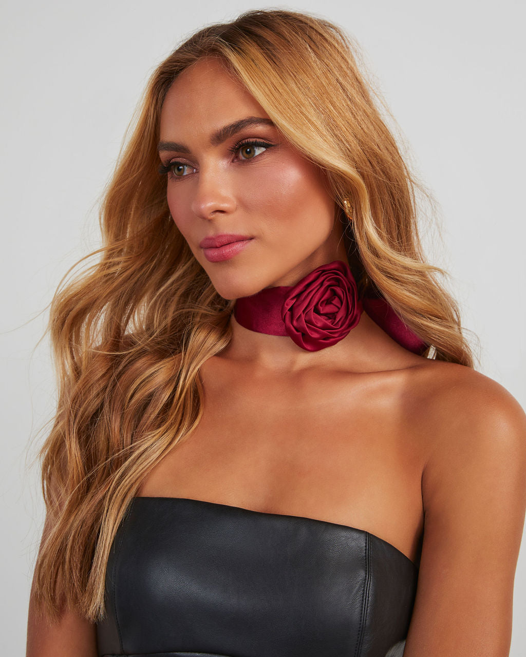 Hearts Aflame Rosette Satin Scarf-Vogue Logic
