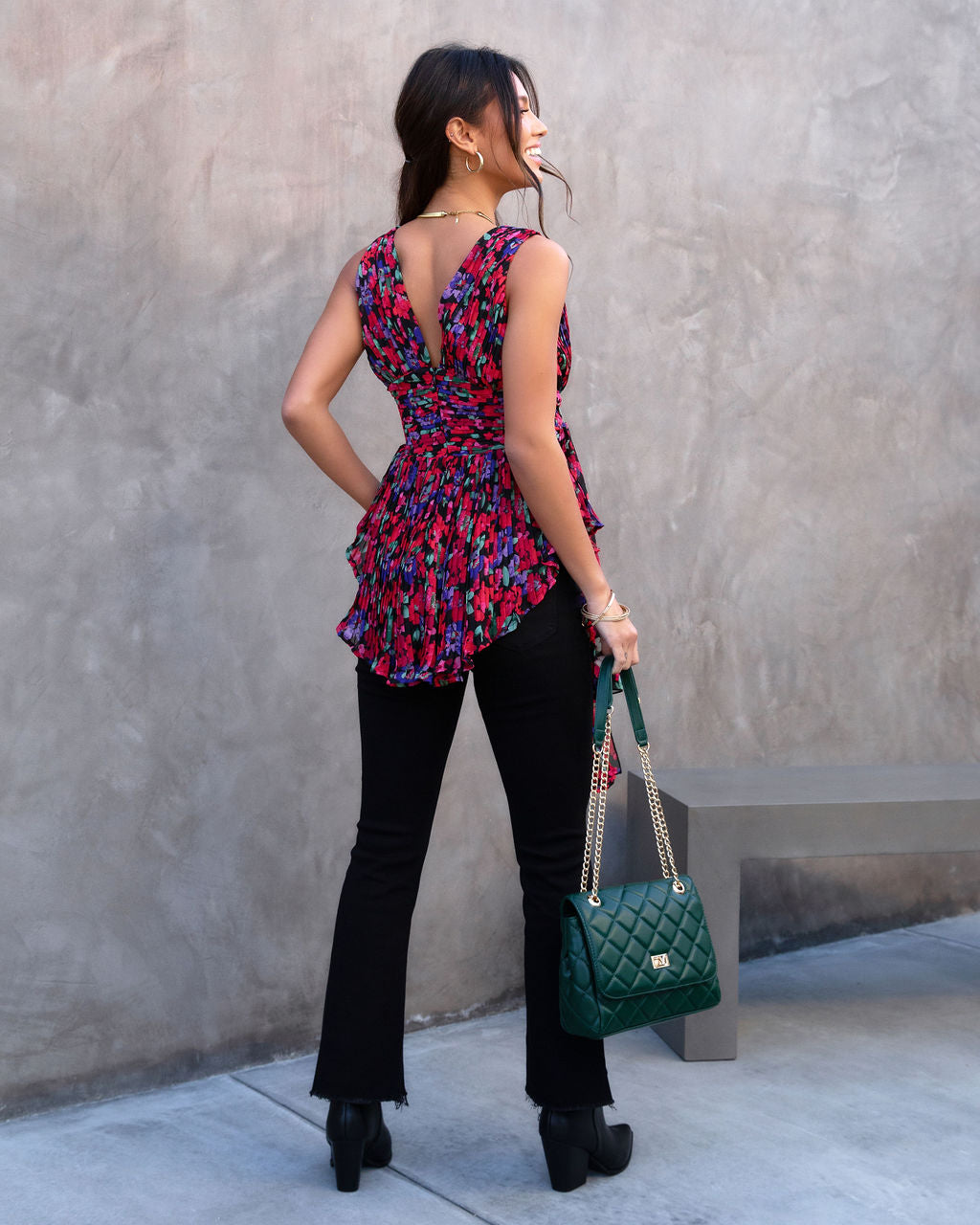Perfect Lover Floral Pleated Top-Vogue Logic
