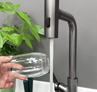 Design-Ausziehhahn mit ergonomischem Griff