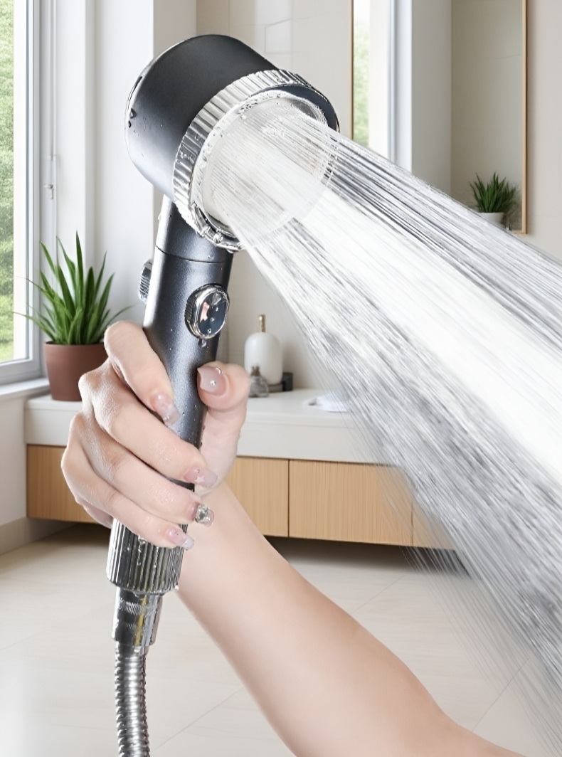 Duschkopf-Set mit Druckverstärkung für mehr Wasserdruck