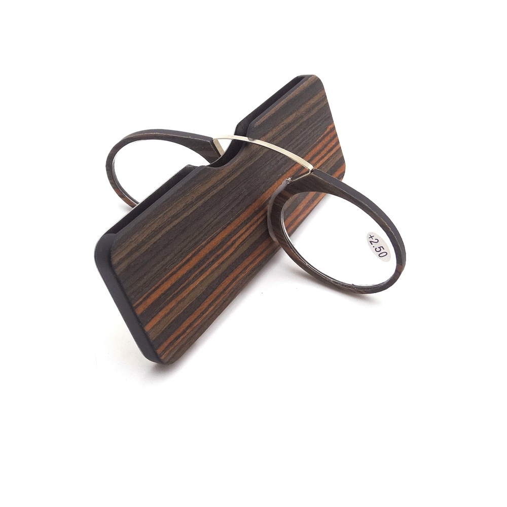 Leichte Lesebrille für unterwegs