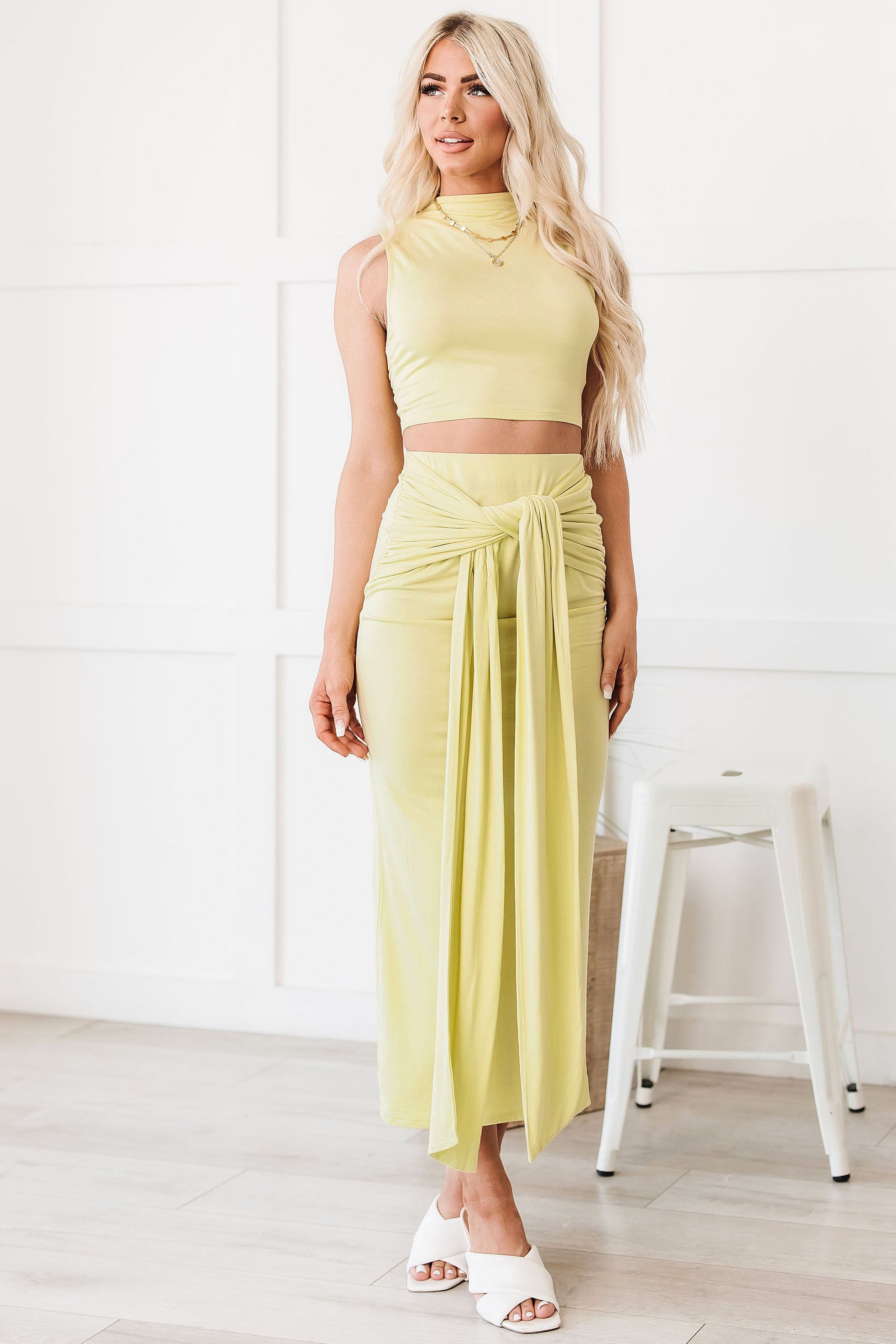 Haileen Two-Piece Skirt Set (Pale Lime)-The Formal Wear