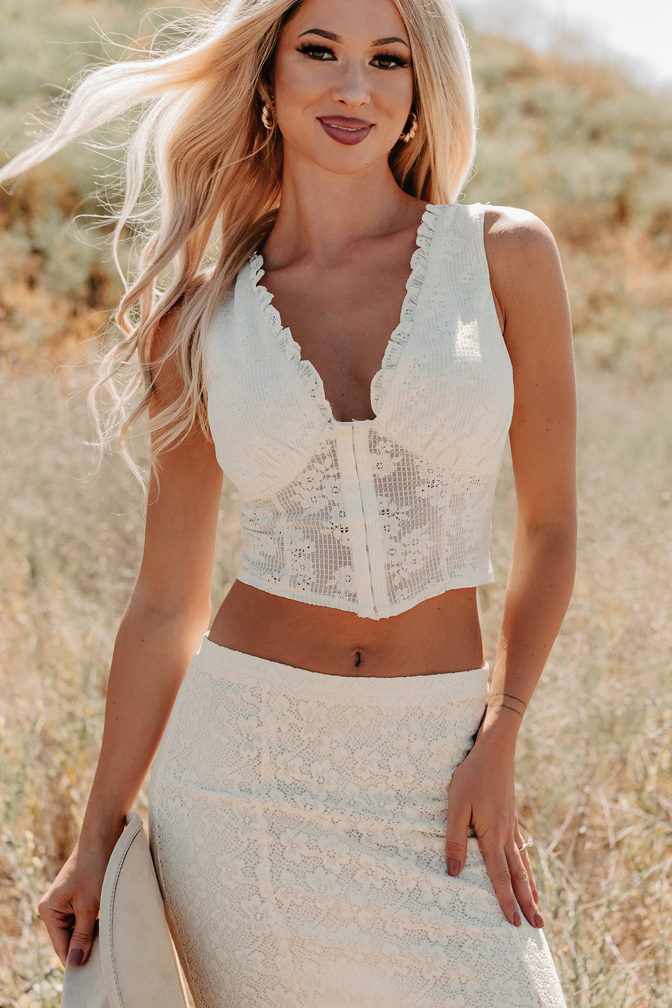 Dream In Gold Sleeveless Floral Lace Top (Cream)-The Formal Wear