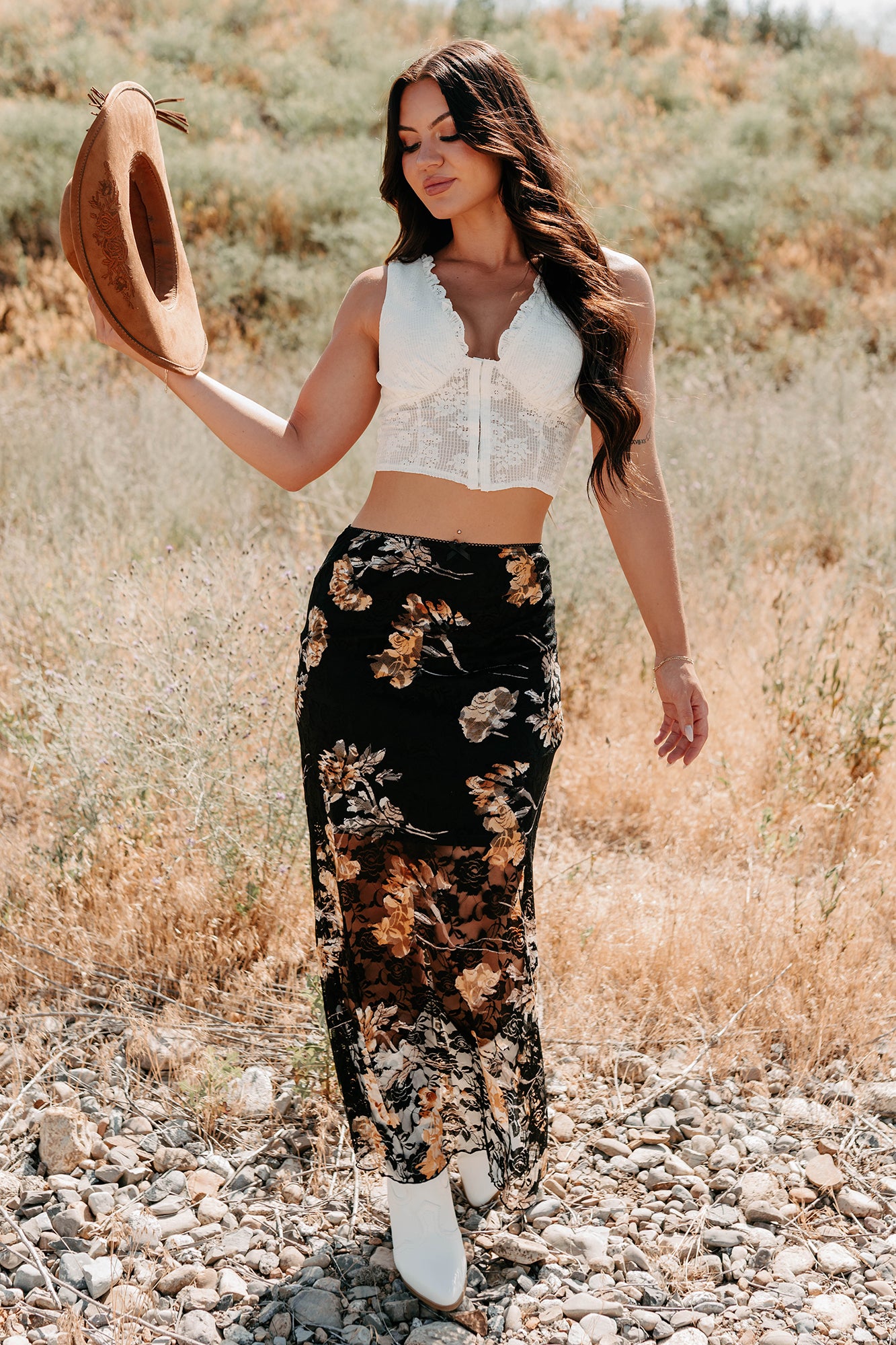 Dream In Gold Sleeveless Floral Lace Top (Cream)-The Formal Wear