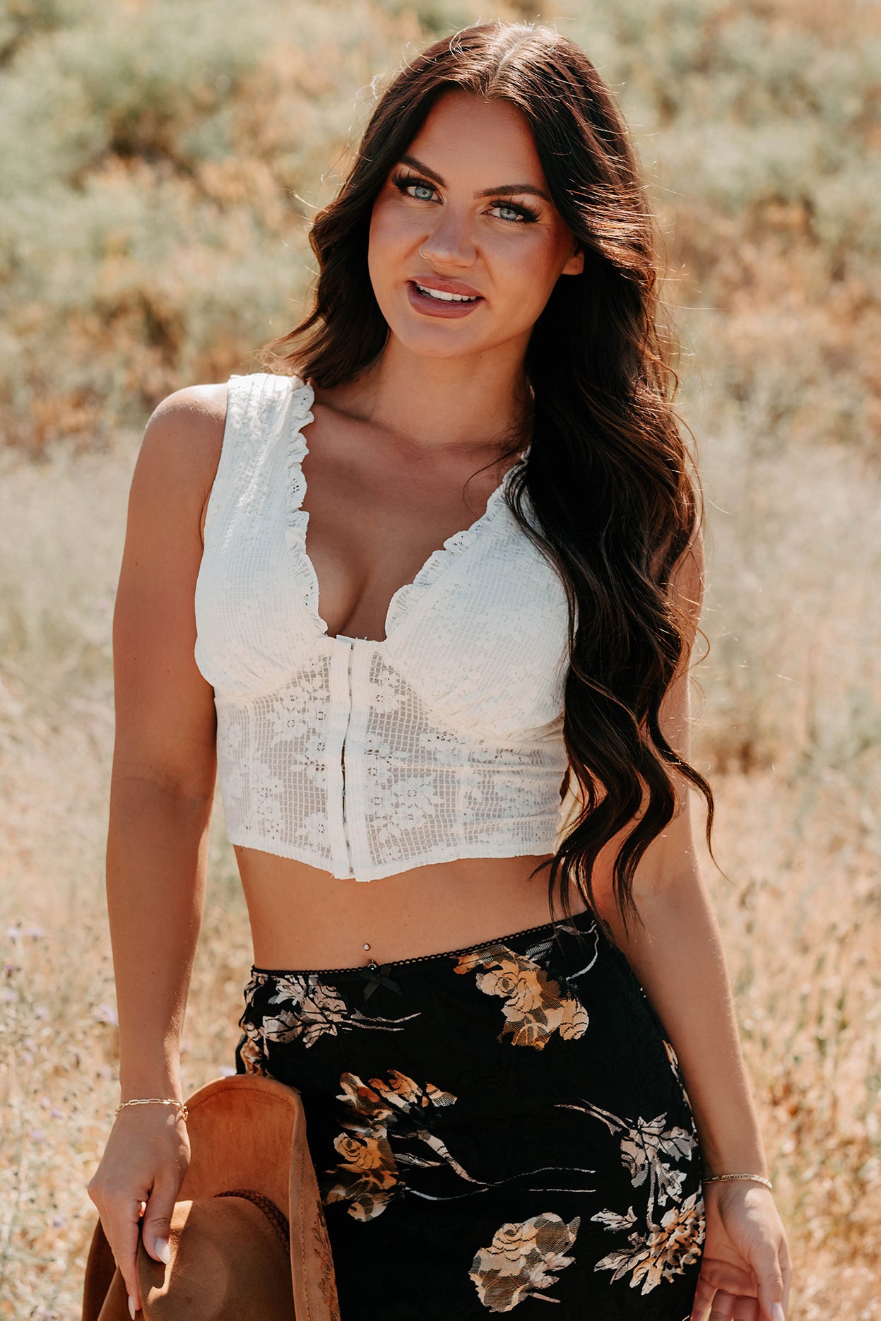 Dream In Gold Sleeveless Floral Lace Top (Cream)-The Formal Wear