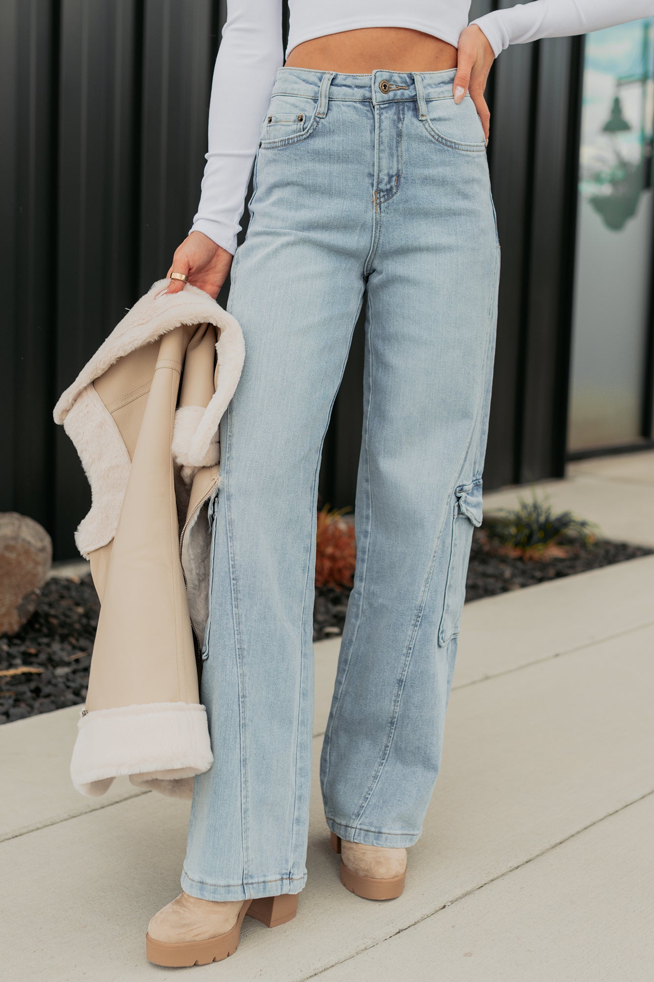 Crosby Wide Leg Mica Denim Cargo Jeans (Light Wash)-The Formal Wear