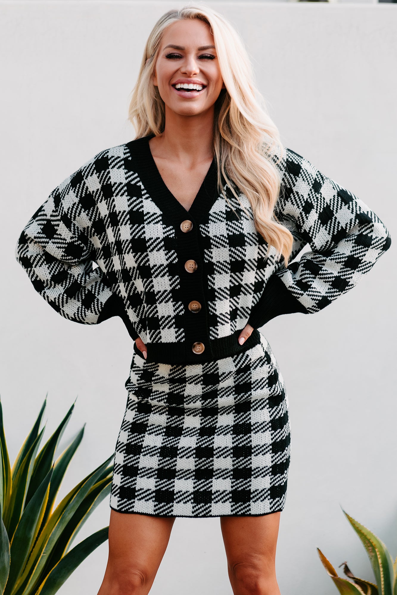 No Doubts Plaid Button-Down Crop Cardigan (Black)-The Formal Wear