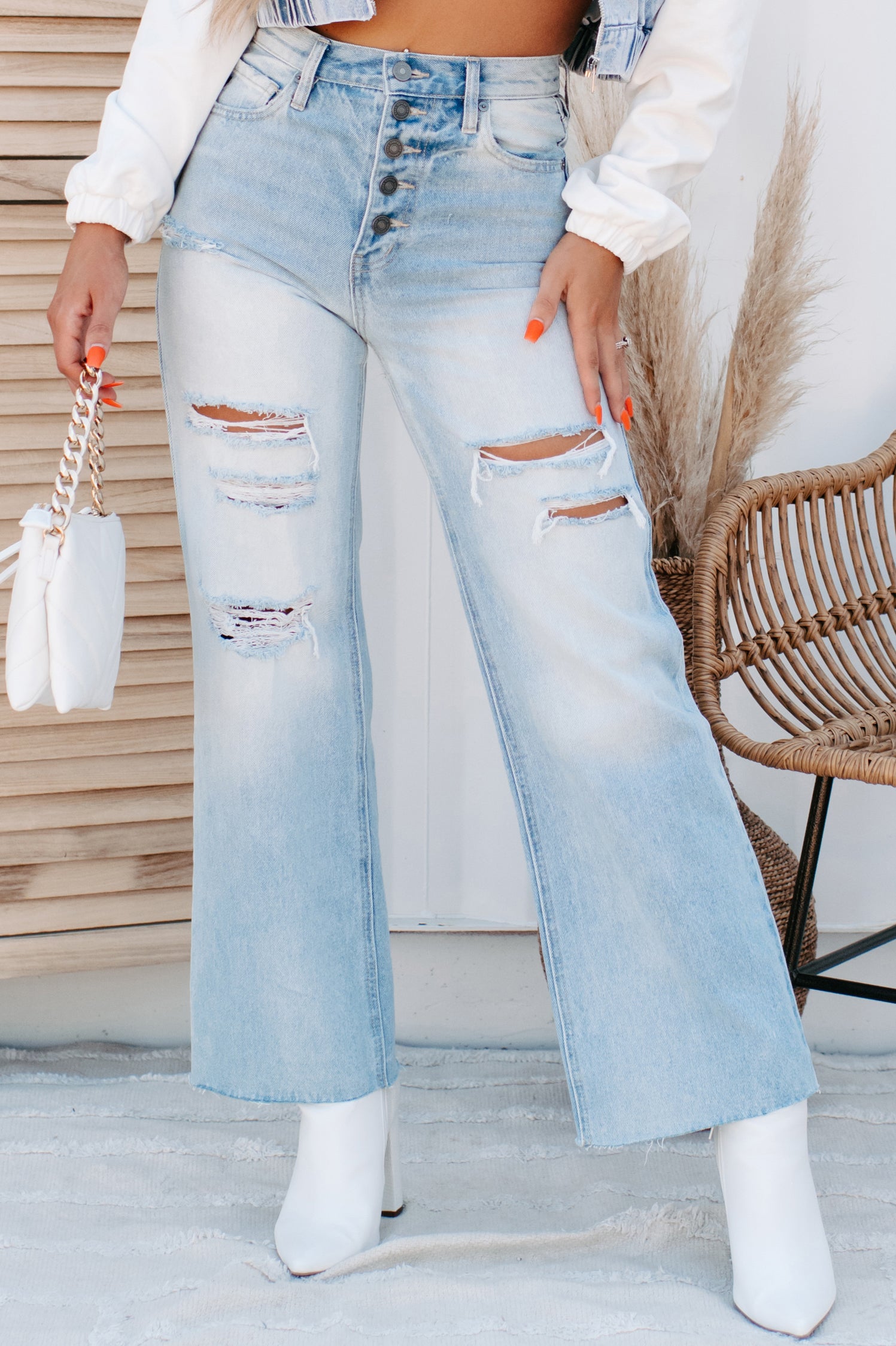 Tony High Rise 90's Kancan Distressed Skater Jeans (Light)-The Formal Wear