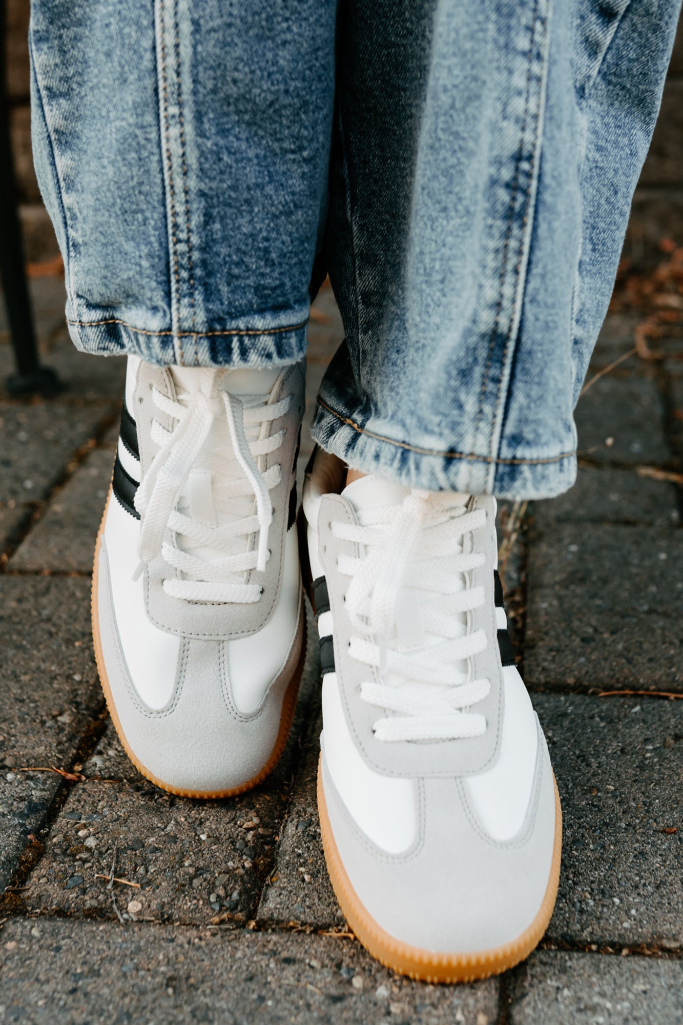 Vibes In Motion Lace-Up Platform Sneakers (White)-The Formal Wear