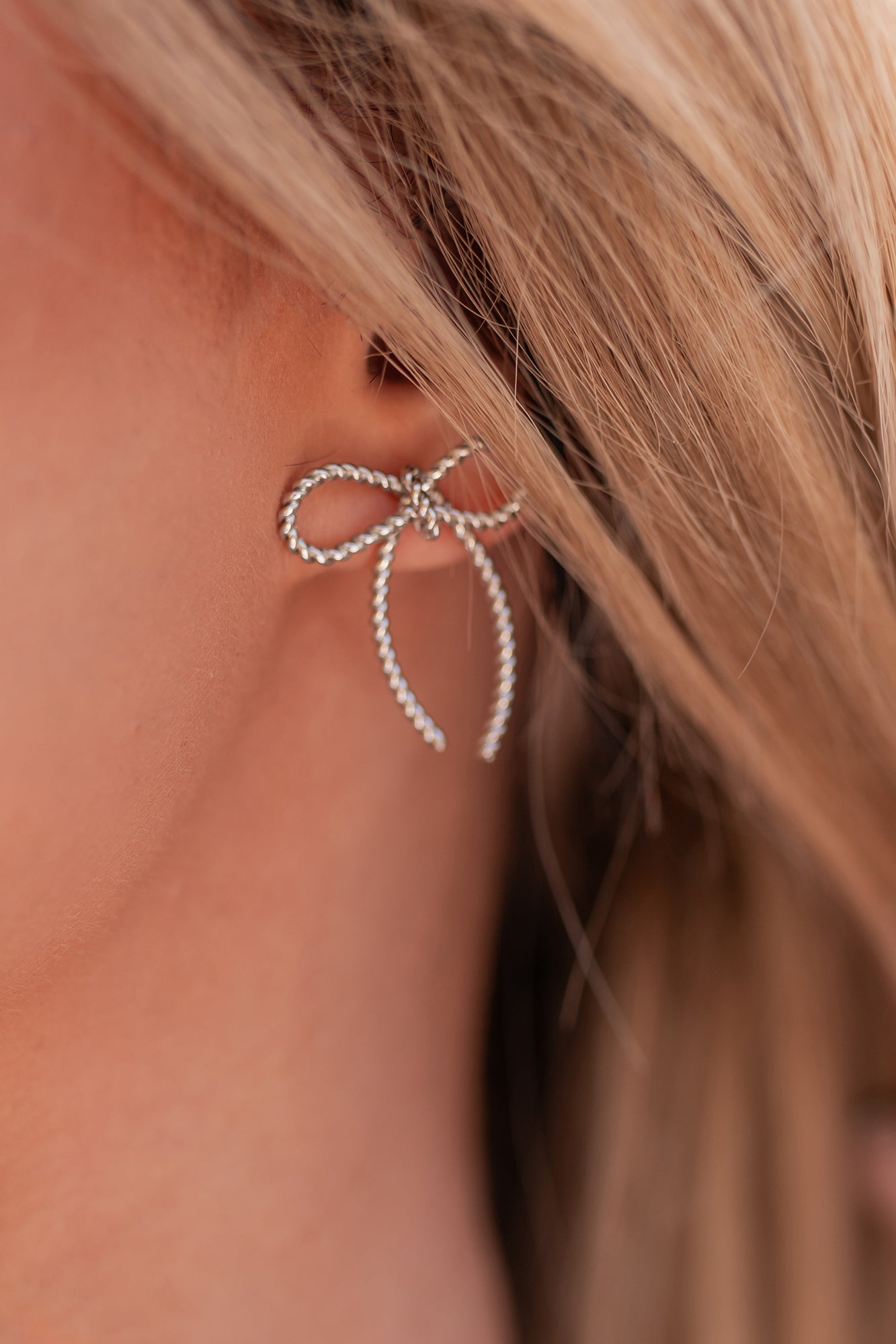 Cuter Than Cupid Bow Stud Earrings (Silver)-The Formal Wear