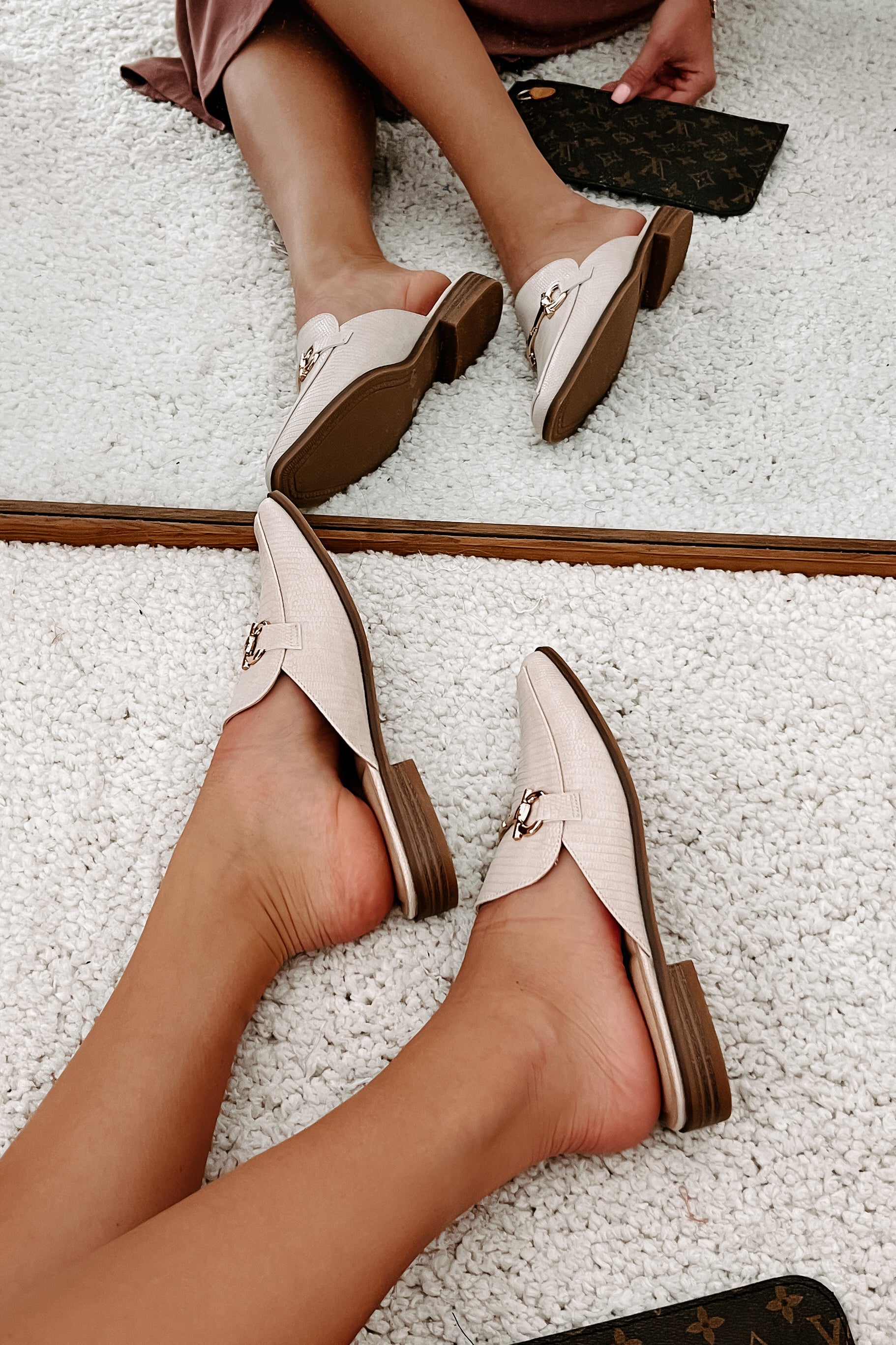 Proving My Point Pointed Toe Backless Loafers (Lizard Cream)-The Formal Wear