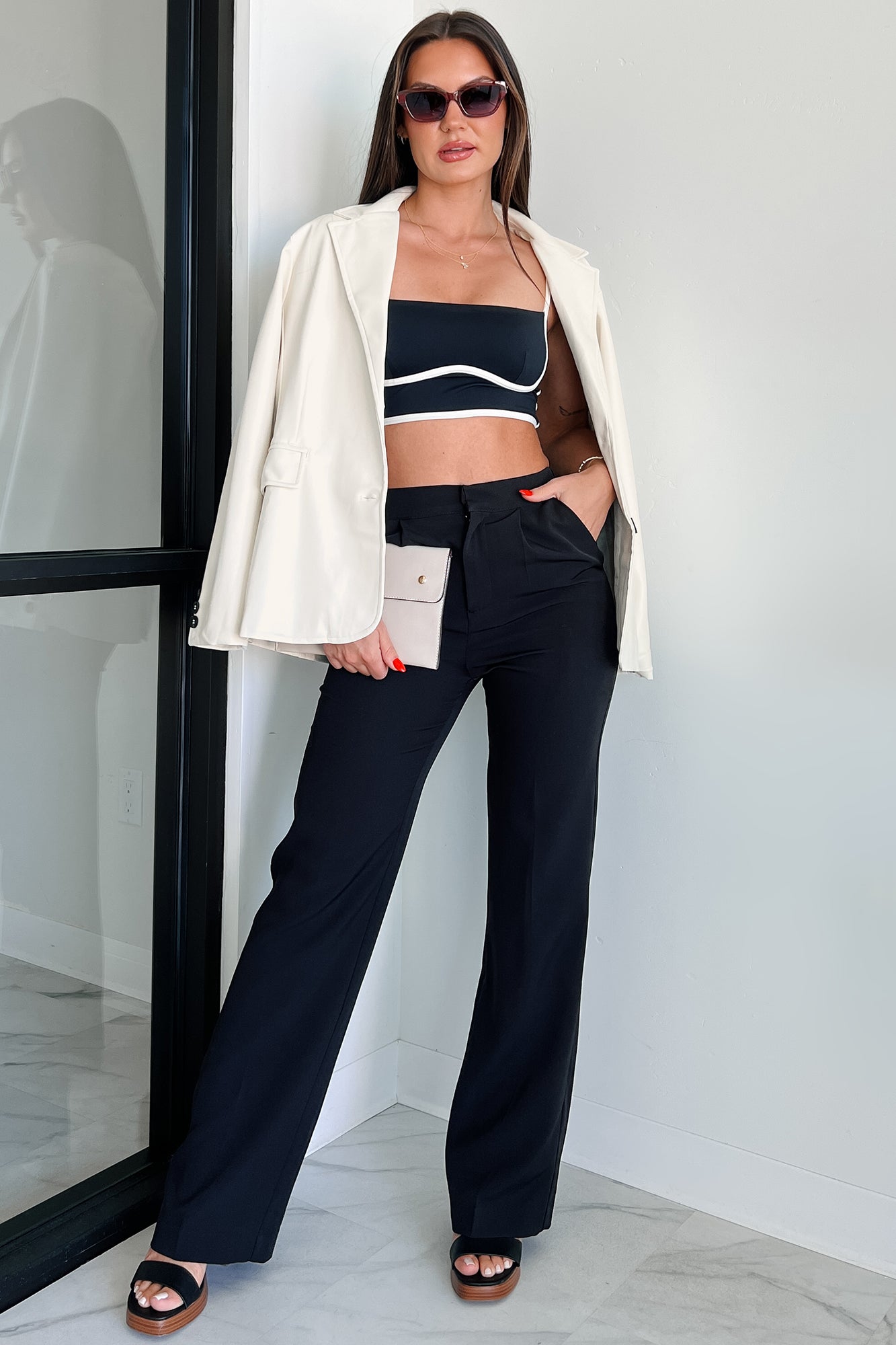 Unstoppable Energy Contrast Trim Brami Crop Top (Black)-The Formal Wear