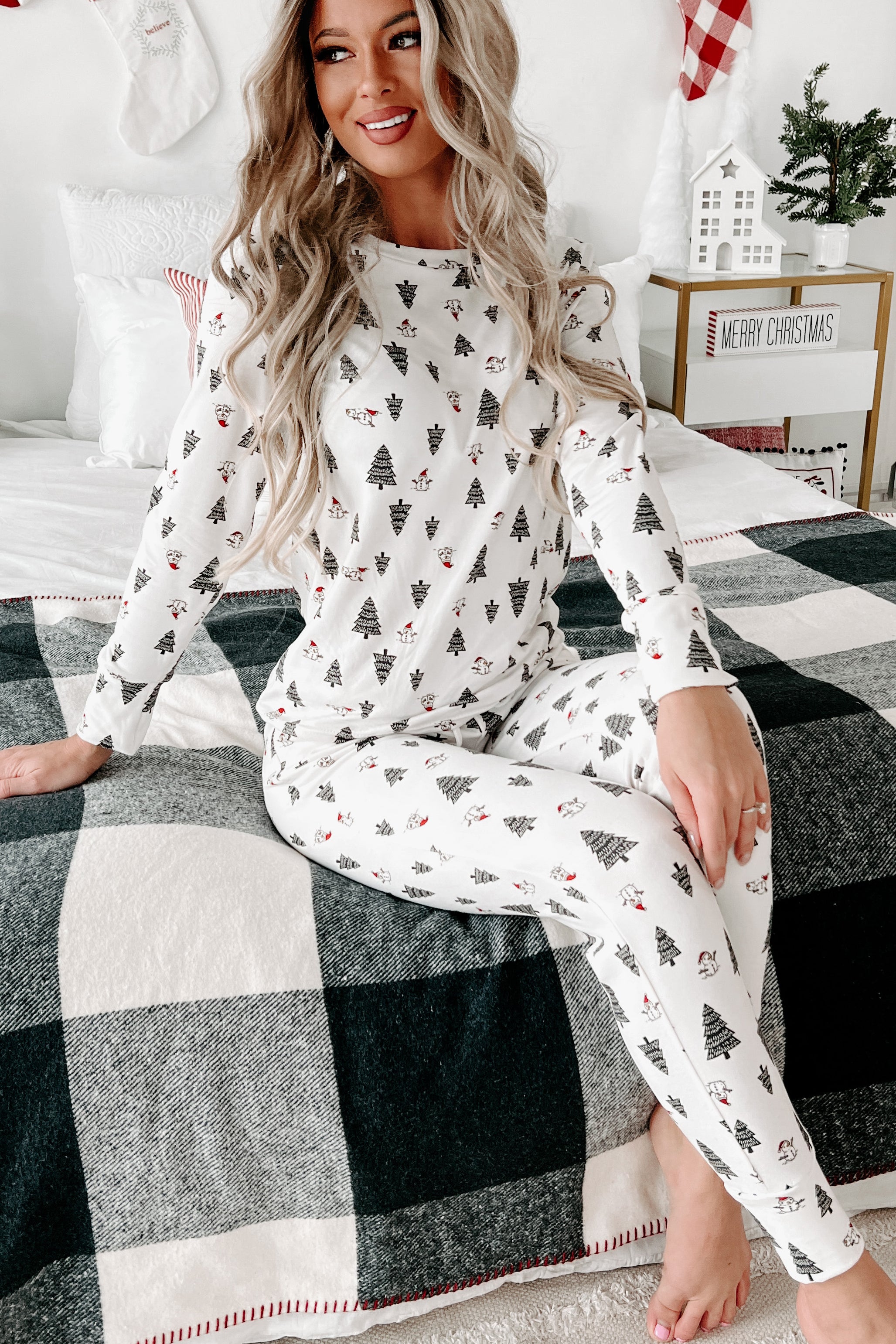 Holiday Steal- Holiday Highs Fleece Lined Pajama Set (White)-The Formal Wear