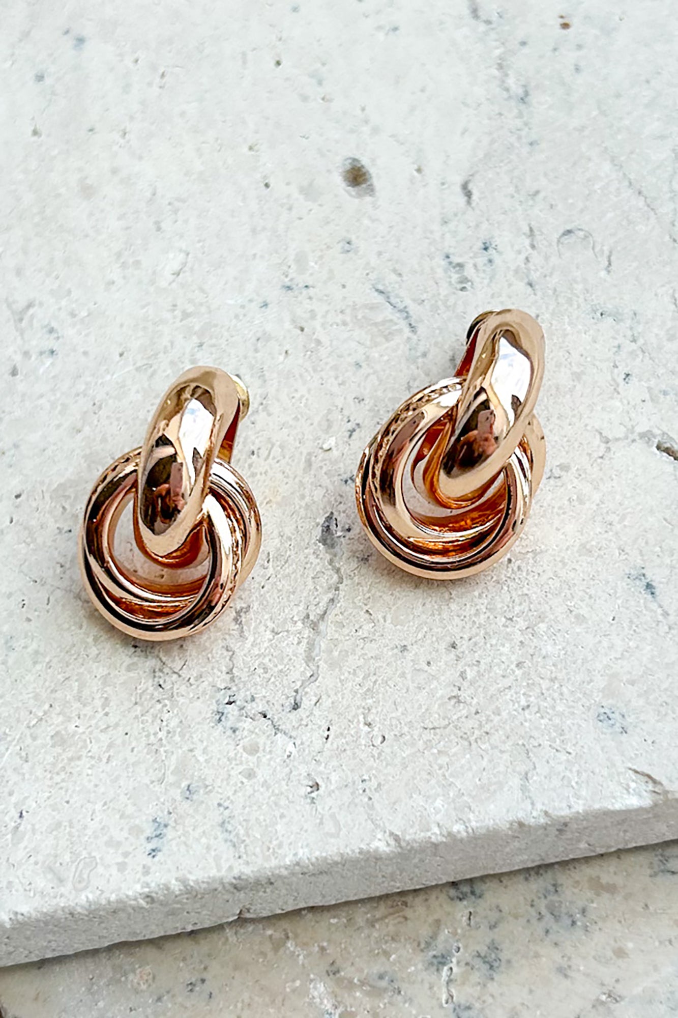 Manhattan Moment Knotted Hoop Earrings (Gold)-The Formal Wear