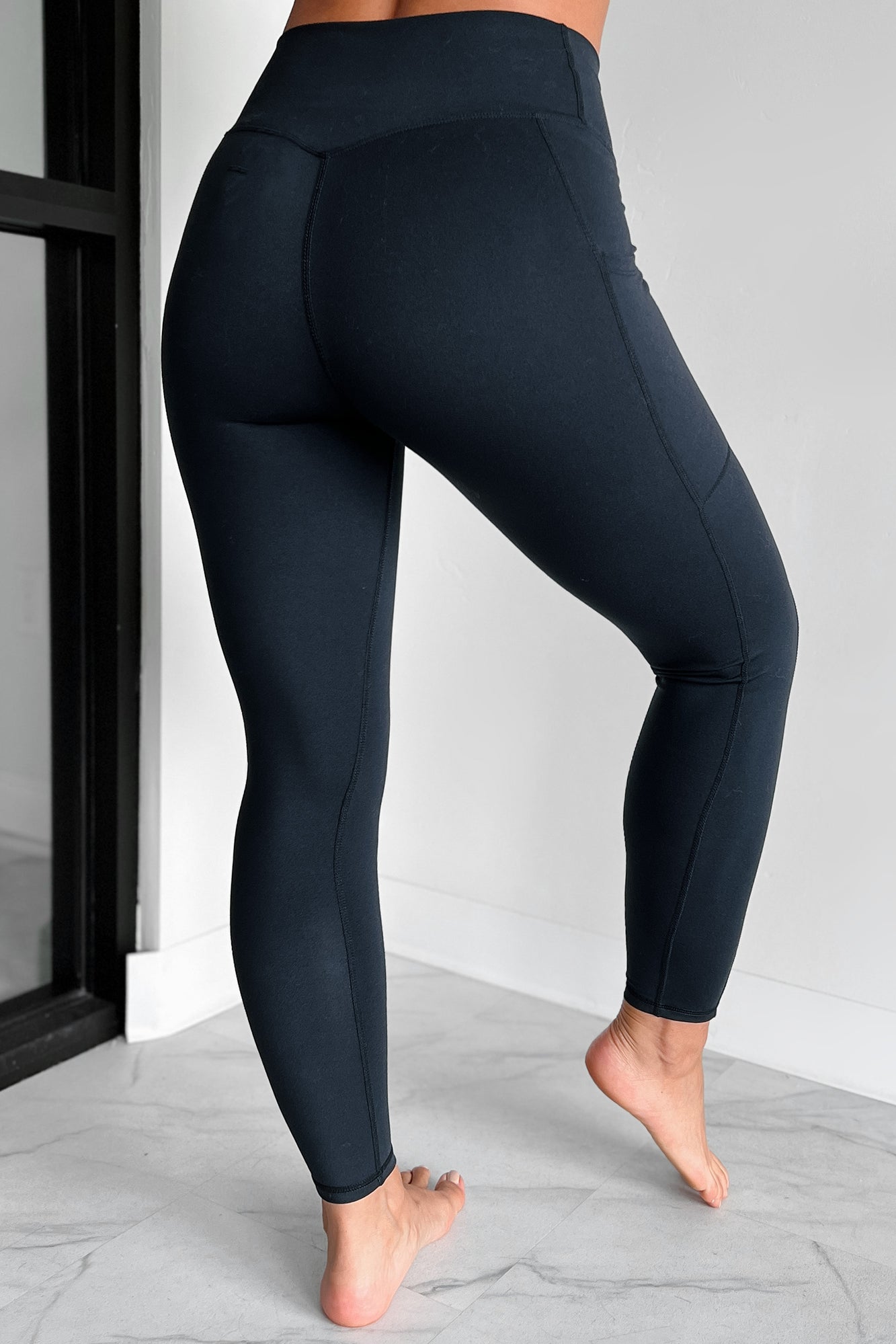 Setting The Record Mid Rise Side Pocket Leggings (Black)-The Formal Wear