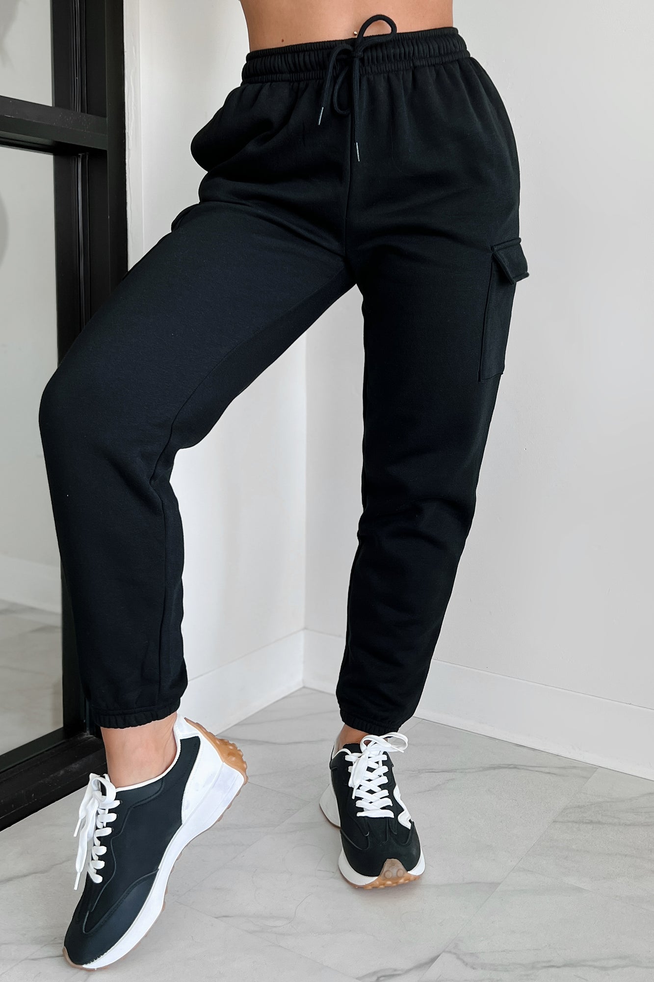 Scottie Cargo Jogger Sweatpants (Black)-The Formal Wear