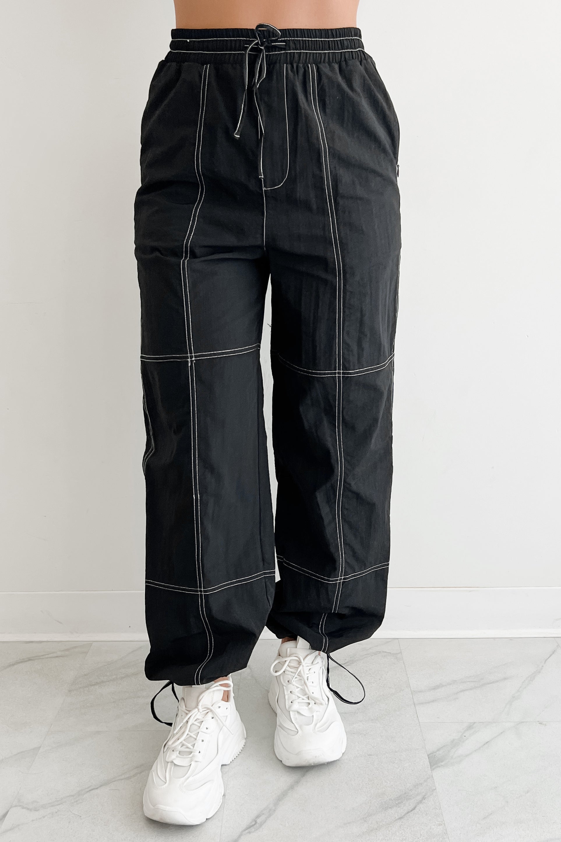 No Plot Needed Parachute Jogger Pants (Black)-The Formal Wear