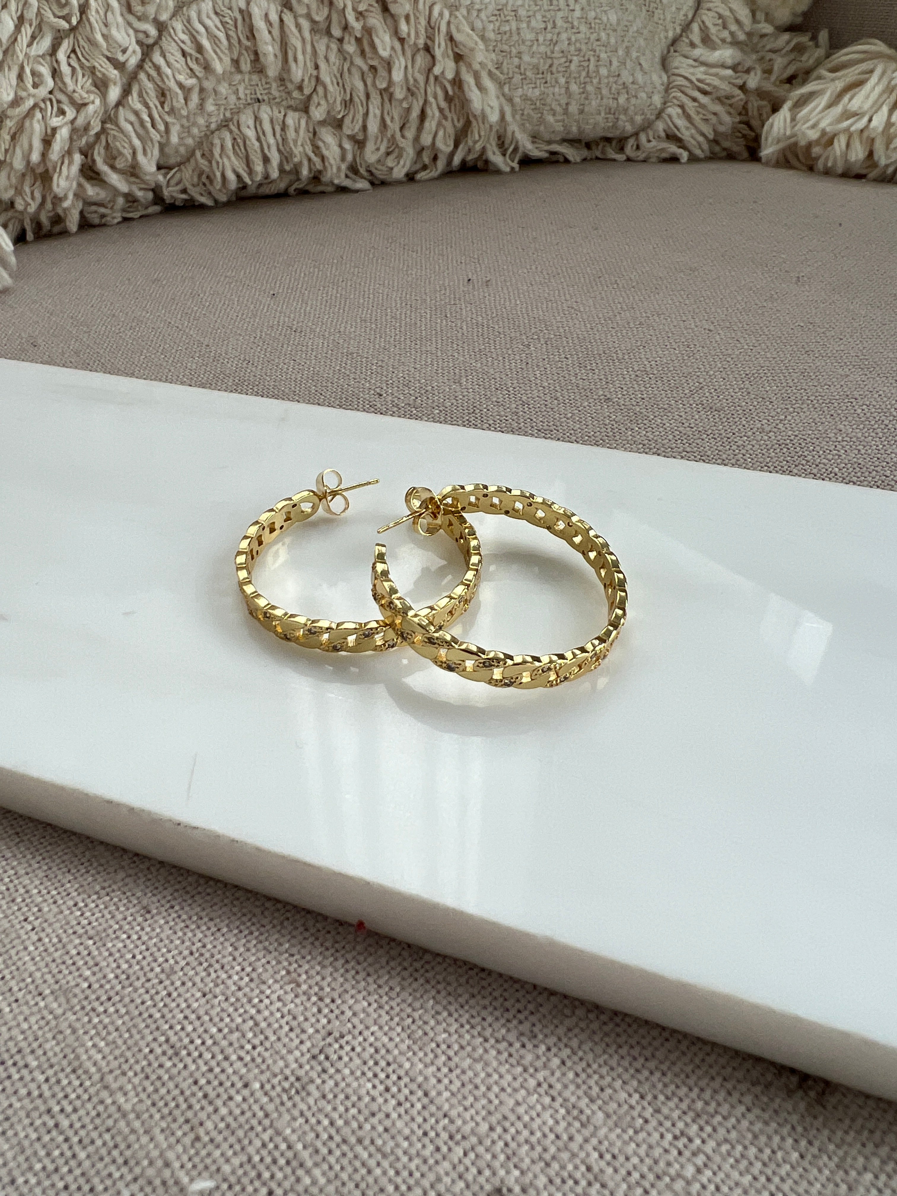 Pop Off Queen 14K Gold Plated Cuban Chain Hoops (Gold)-The Formal Wear