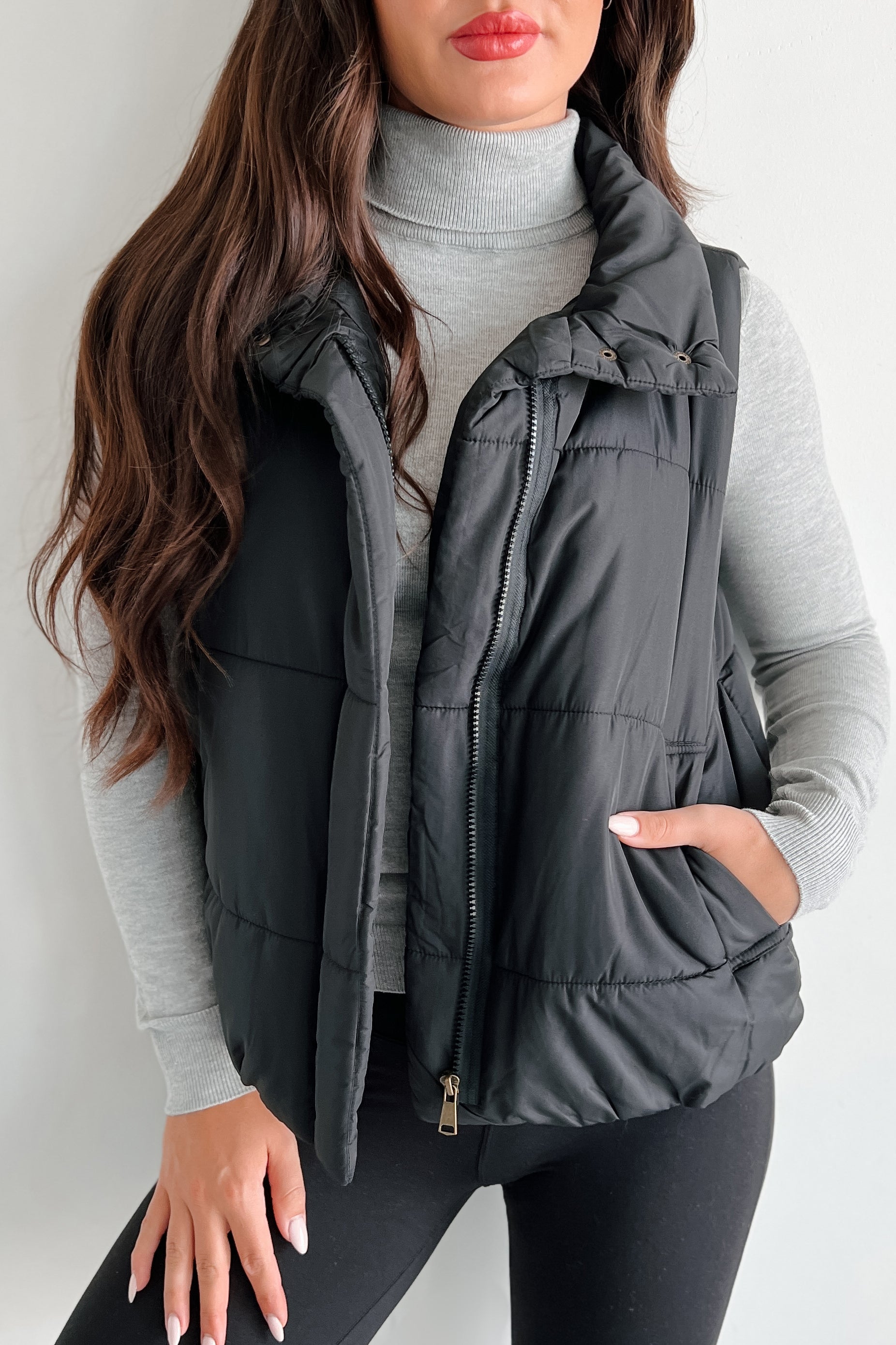 City Tours Puffer Vest (Black)-The Formal Wear