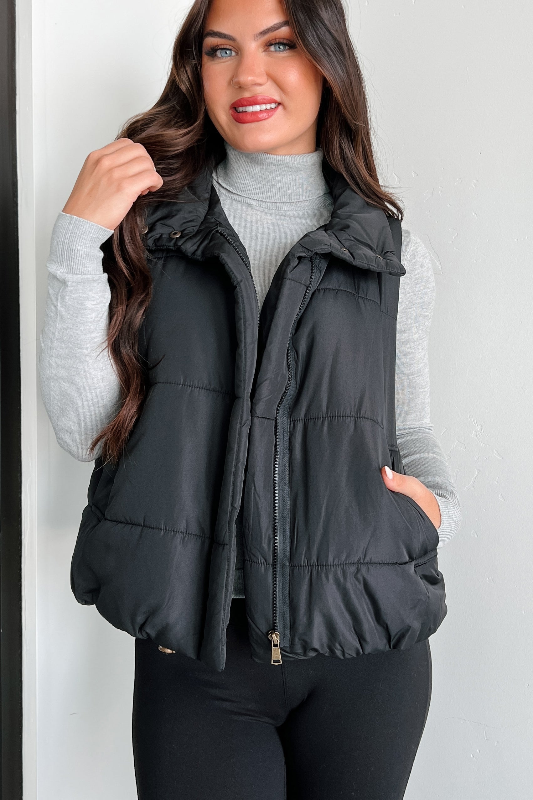 City Tours Puffer Vest (Black)-The Formal Wear