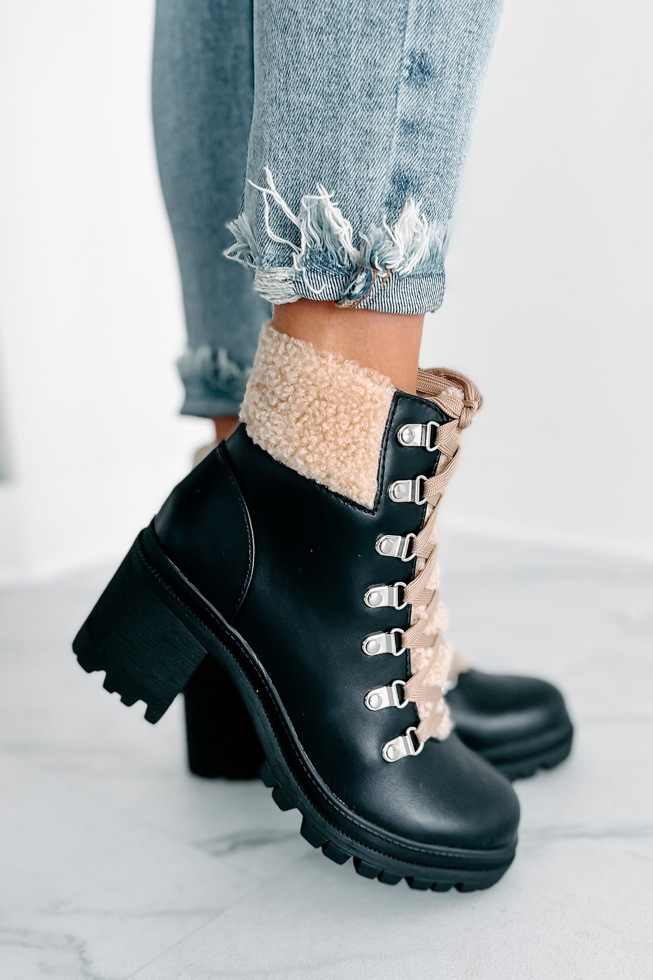 Snow Seeker Sherpa Trim Lace-Up Booties (Black)-The Formal Wear