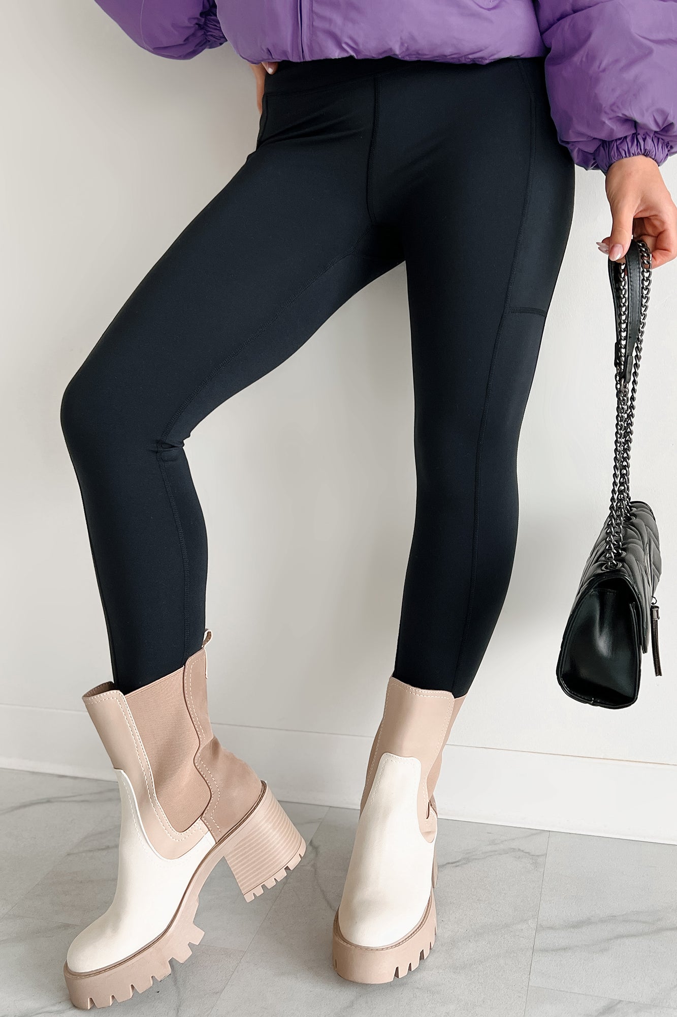 Setting The Record Mid Rise Side Pocket Leggings (Black)-The Formal Wear
